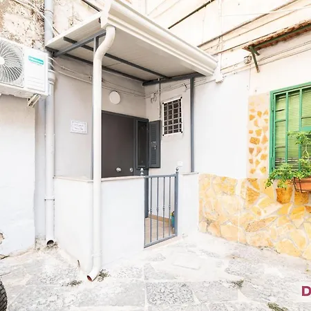 Hotell La Casetta Di Nonna Titti By Domusextra